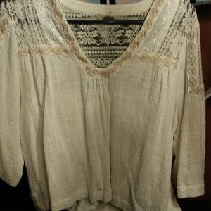 Gimmicks buckle brand shirt